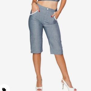 Bettie Page Opry Capri Pants